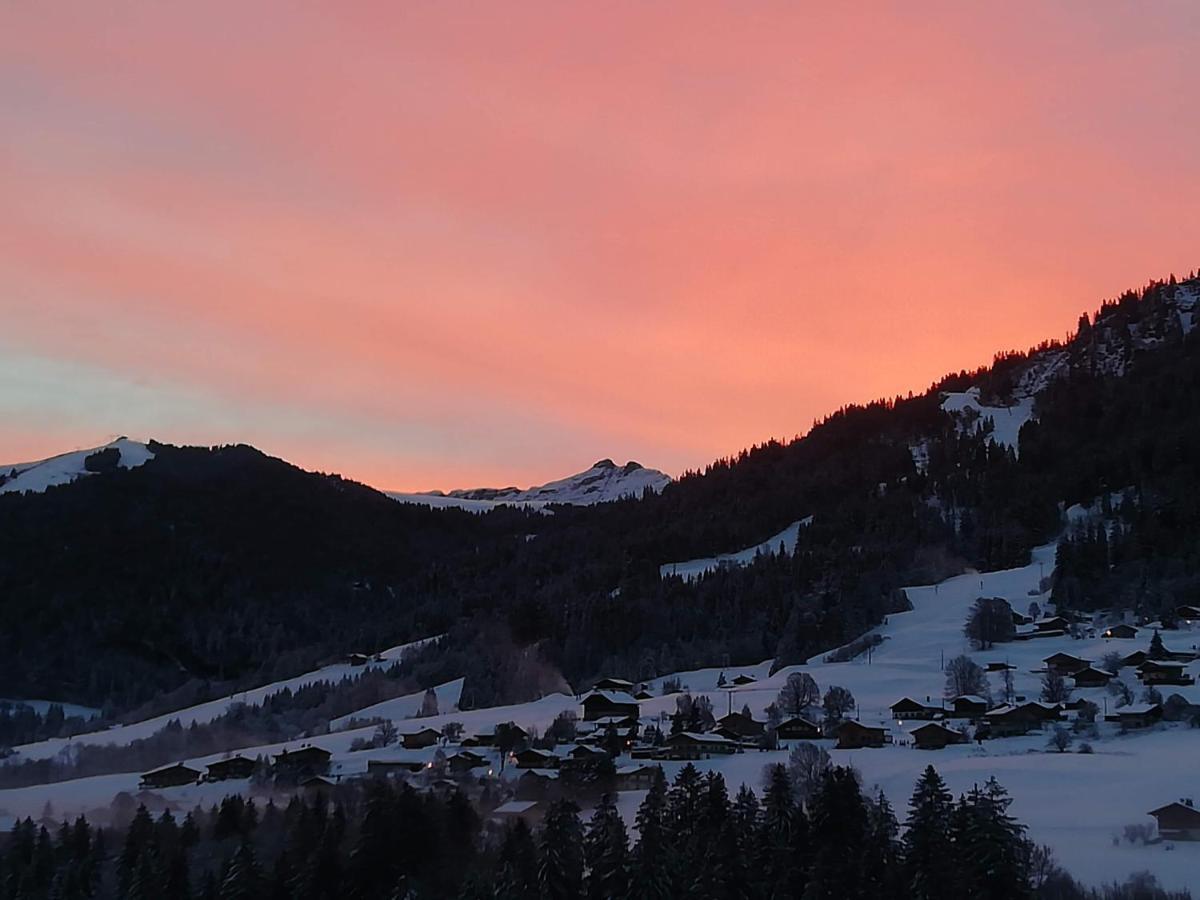 Le Toi Du Monde Bed & Breakfast Flumet Bagian luar foto