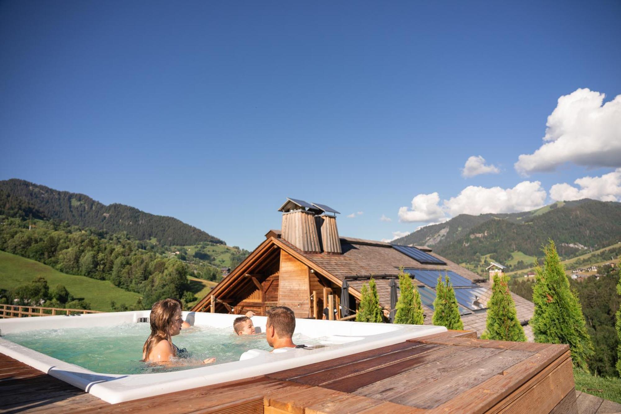 Le Toi Du Monde Bed & Breakfast Flumet Bagian luar foto